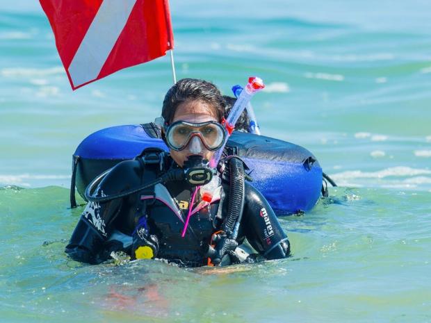 Dive Flag and Float